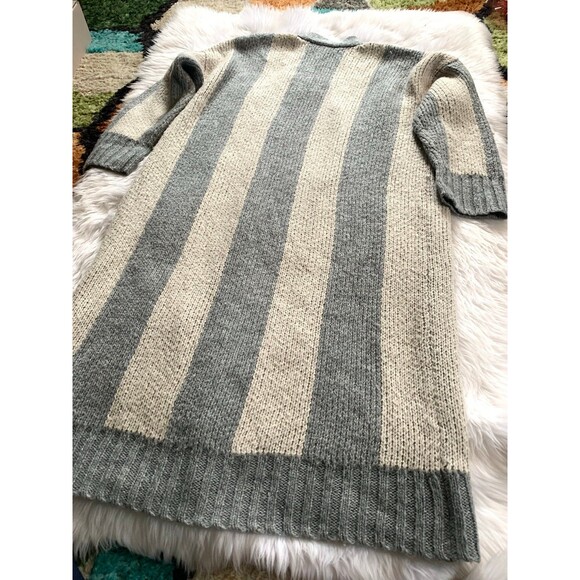 The Great.  Cardigan sweater - Picture 9 of 10